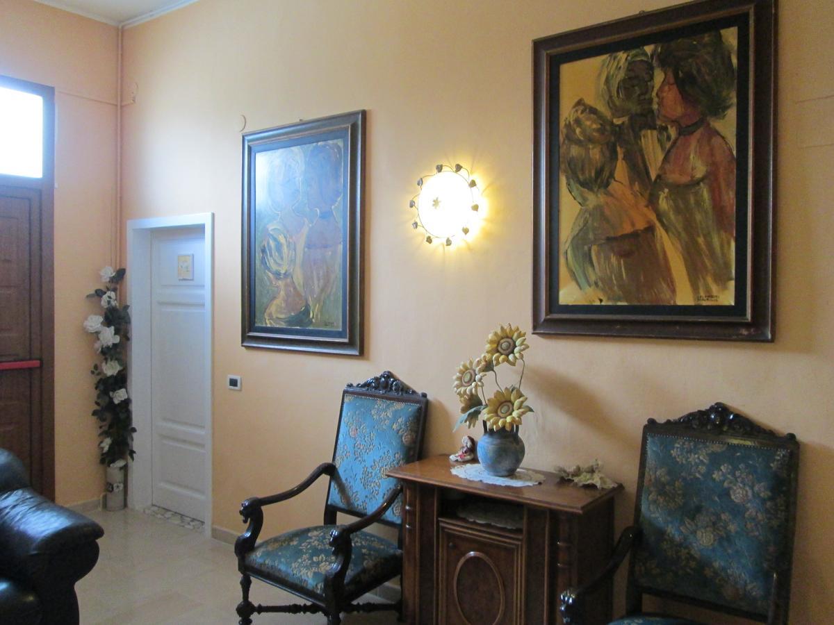 B&B Regina Margherita Пьомбино Экстерьер фото